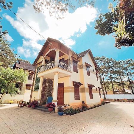 Vita Homestay Mang Den Kon Von Kla Exterior photo